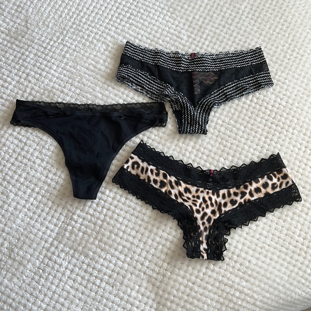 Victoria’s Secret Panty Bundle (3 pair) Size Small